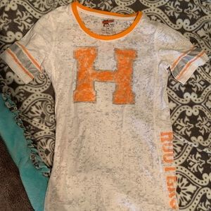 Hooters t-shirt